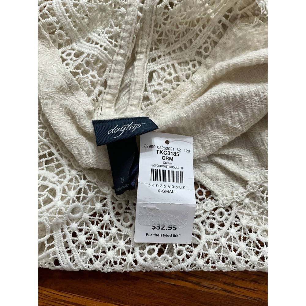 DAYTRIP FROM BUCKLE WOMENS TOP. NWT SIZE XS - Picture 7 of 7